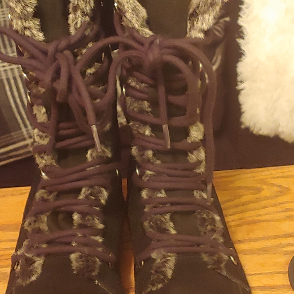 Skechers Grand Slam Boots - Picture 3 of 4